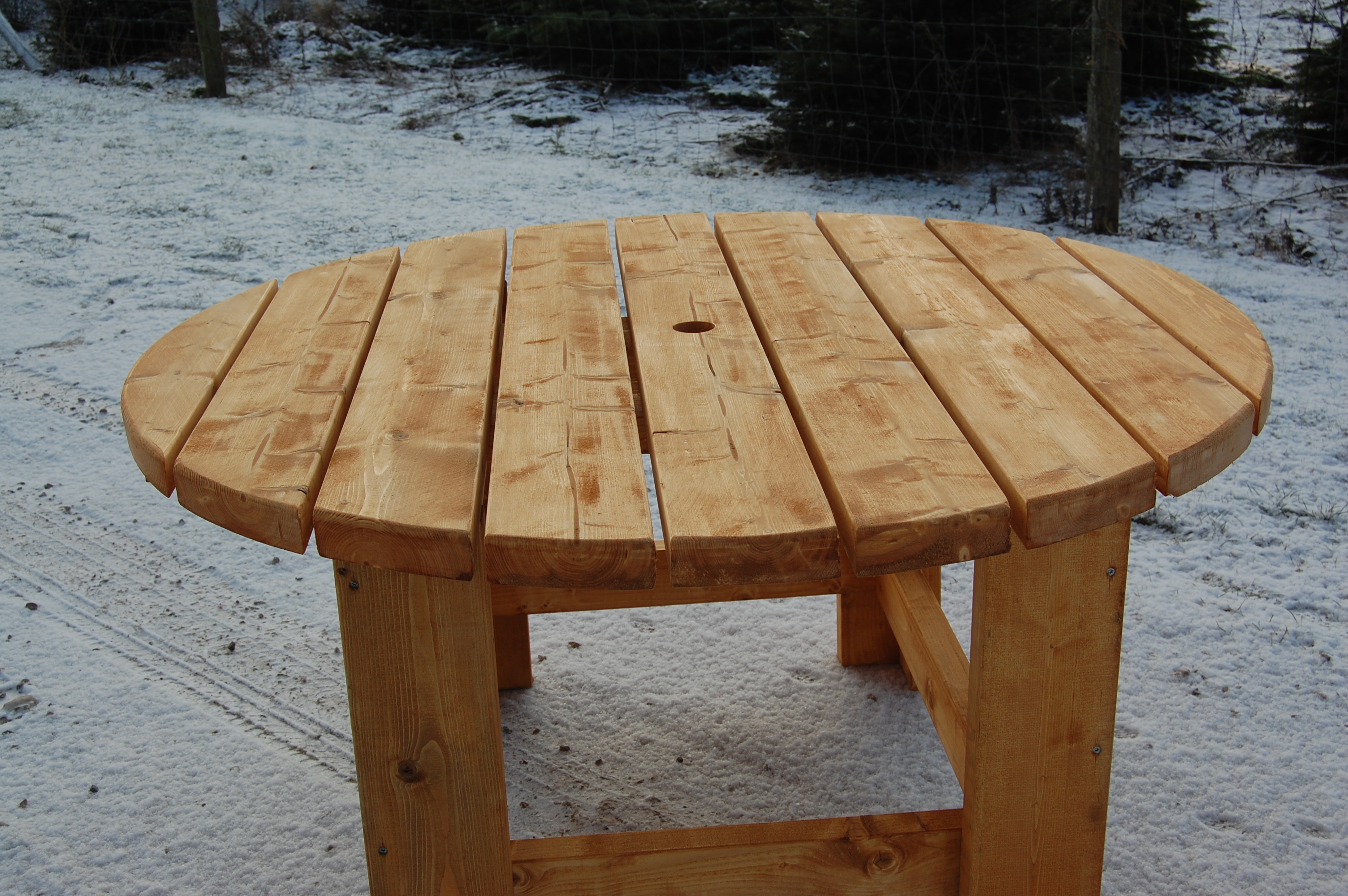 Rundt havebord bordebaenke.dk Havebord rundt